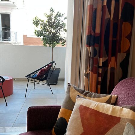 La Perla Di Bari - Private Parking Apartment ภายนอก รูปภาพ