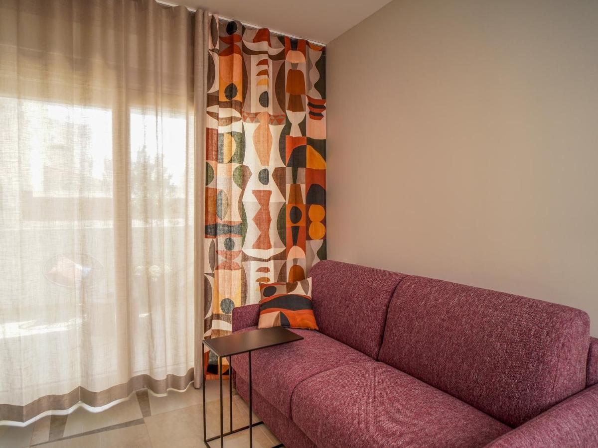 La Perla Di Bari - Private Parking Apartment ภายนอก รูปภาพ