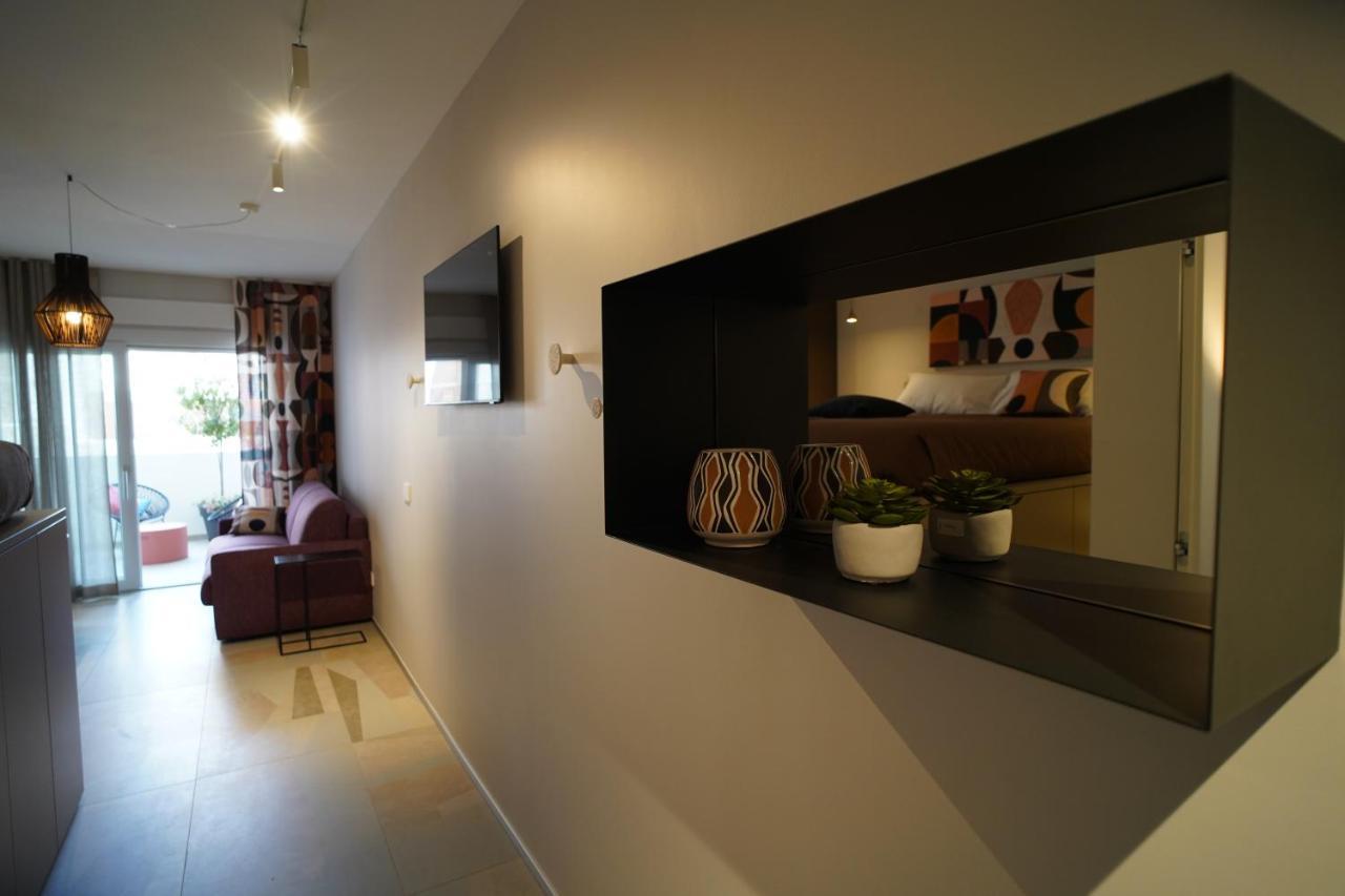 La Perla Di Bari - Private Parking Apartment ภายนอก รูปภาพ