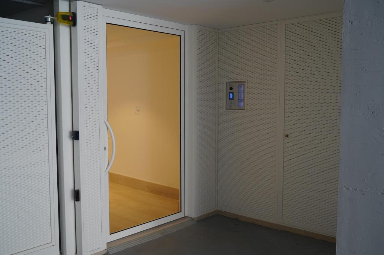 La Perla Di Bari - Private Parking Apartment ภายนอก รูปภาพ