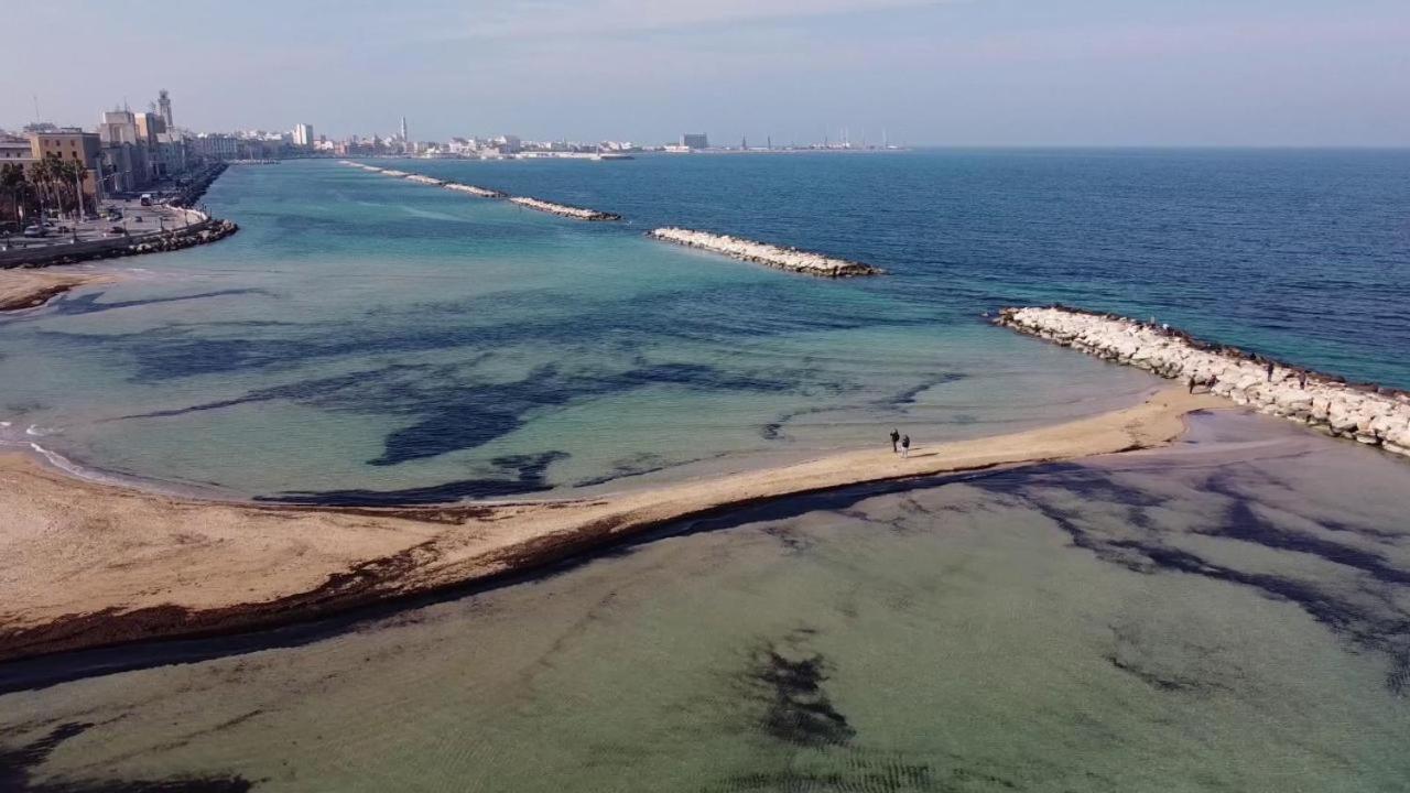 La Perla Di Bari - Private Parking Apartment ภายนอก รูปภาพ