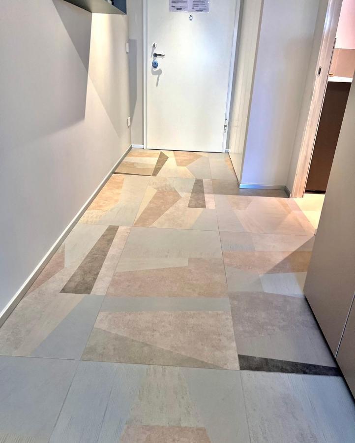 La Perla Di Bari - Private Parking Apartment ภายนอก รูปภาพ