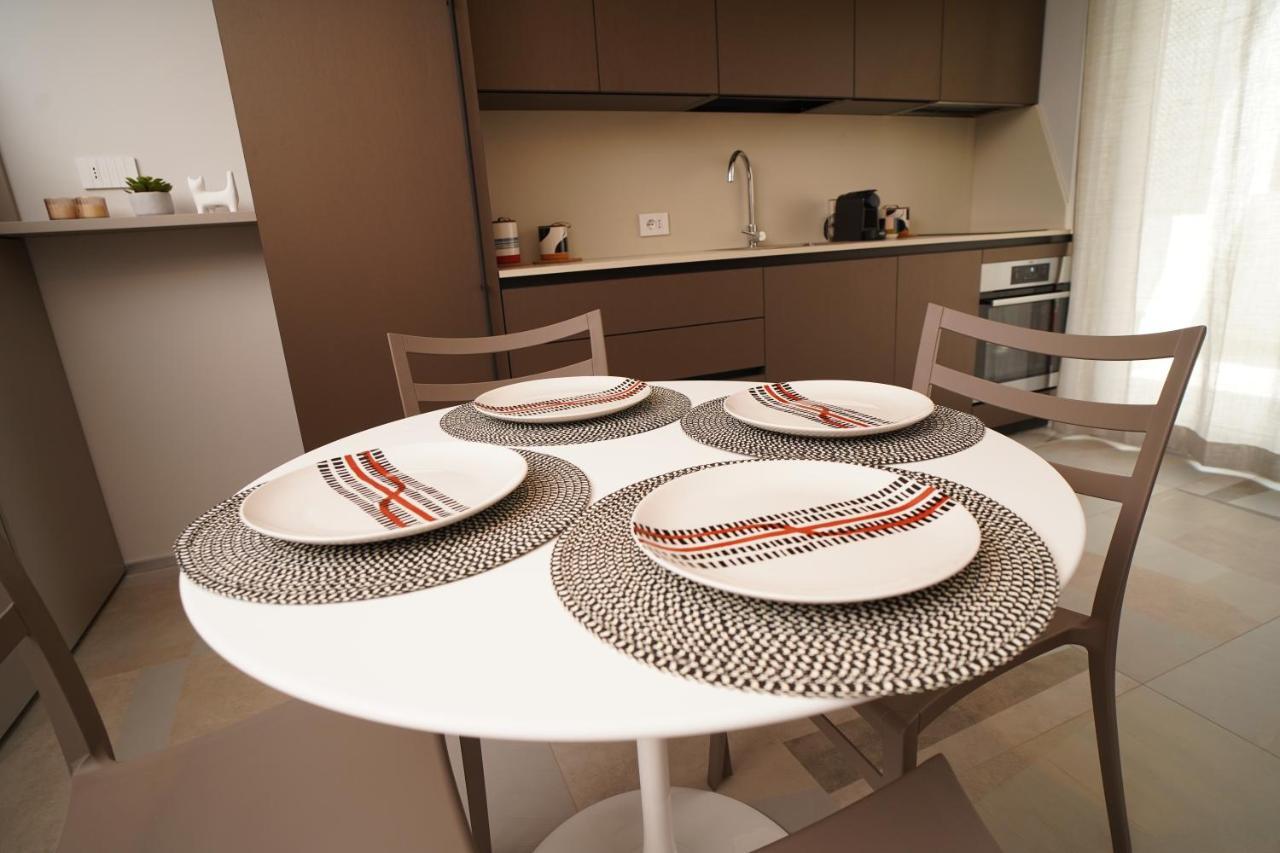 La Perla Di Bari - Private Parking Apartment ภายนอก รูปภาพ